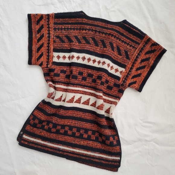 Colorful Geometric Sweater Vest - Picture 5 of 8